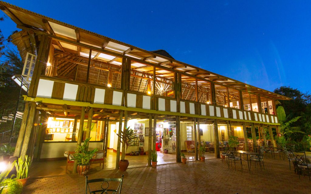 Eileens-Trees-Inn-lodge-1